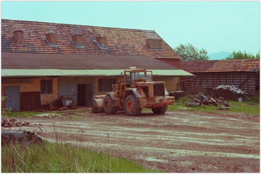 KleinSeelheim80er_Ziegelei_Werkstatt_01.jpg