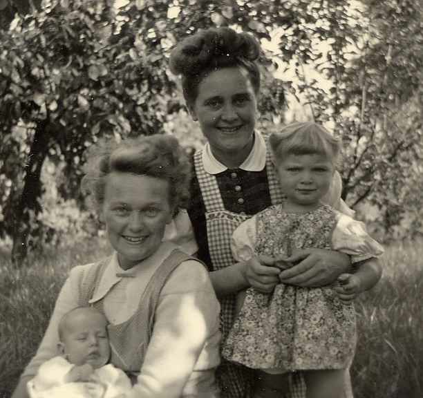 Enno Cipa,Herta Cipa Ellen Cipa, Janken Ellen im Oktober 1951 in Bockhorn